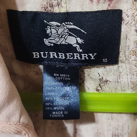 Burberry Trench Coat Pastel Pink Size 10 Preloved Girls - Picture 6 of 9